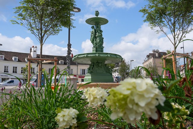 2025-07-25_travaux place saint-jean_2470_dsc01847